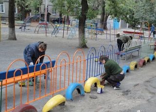Компания «Жилстрой-2» продолжает благоустройство Дзержинского района