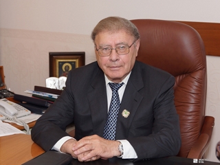 Поздравляем Юрия Яковлевича Кроленко  с днем рождения!