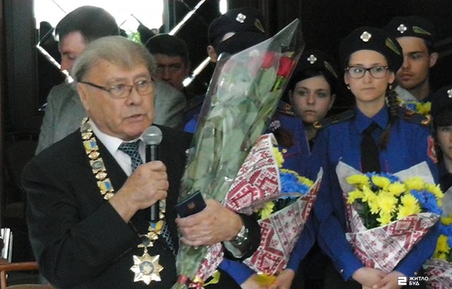 Юрий Кроленко награжден общественным знаком отличия ИСПИ