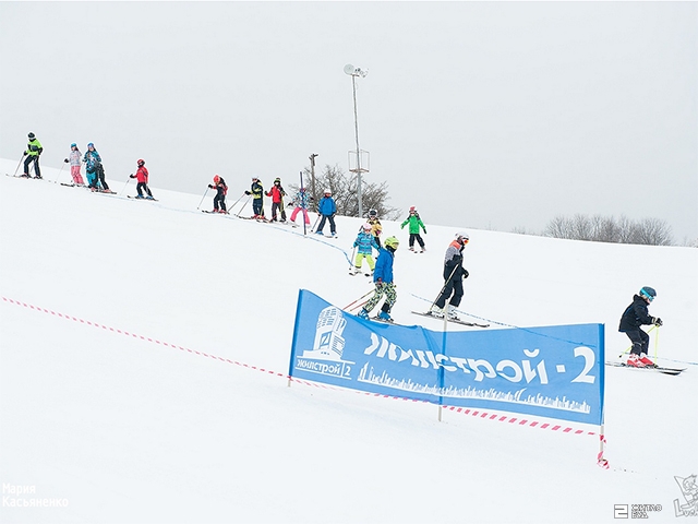 В Харькове стартовал 3-й ежегодный горнолыжный Кубок LuckySki 2017 при поддержке «Жилстрой-2»