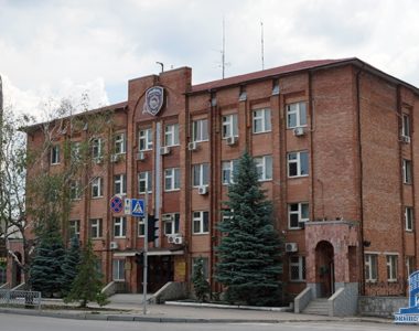 Здание управления ГАИ ГУМВД Украины в Харьковской области, ул. Шевченко, 26, 1995 г.