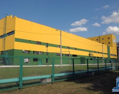 Здание чаеразвесочной фабрики «Ахмад чай», ул. Роганская, 165, 1999 г.