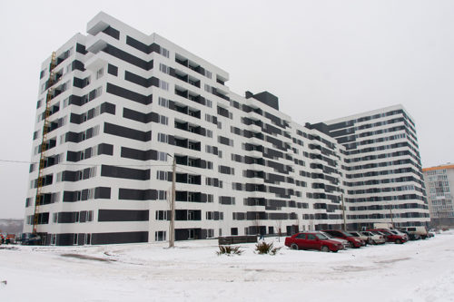 В третьем доме ЖК “Пролісок” начинается остекление