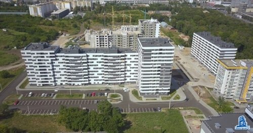 В секции №1 дома №4 ЖК “Пролiсок” начат монтаж вертикальных конструкций девятого этажа