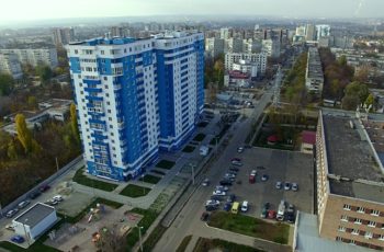В третьей секции ЖК “Дом на Зерновой” завершаются кровельные работы