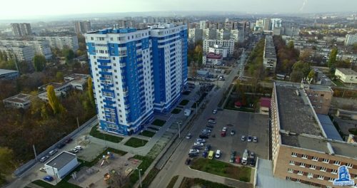 В третьей секции ЖК “Дом на Зерновой” завершаются кровельные работы