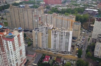 У шостій секції ЖК “Павлівський квартал” тривають оздоблювальні роботи