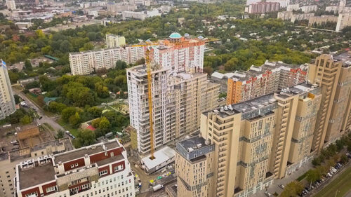 У сьомій секції ЖК “Павлівський квартал” завершено монтаж покриття